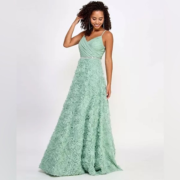 NWT SAY YES Juniors' 3D Rosettes-Skirt Shirred-Top Gown 16 - Picture 4 of 14